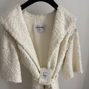 Ivory White Wool Chanel Jacket BRAND NEW TAG still on🤍